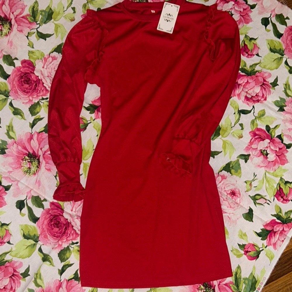 Elegant Red Long Sleeve Ruffle Dress